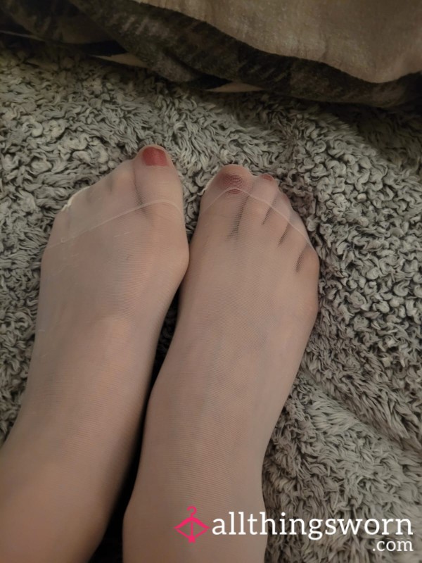My S**y Size 5s In White Stocking 😜