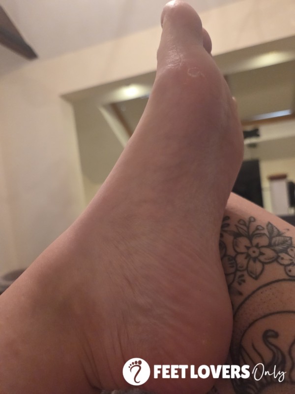 My S**y Toes