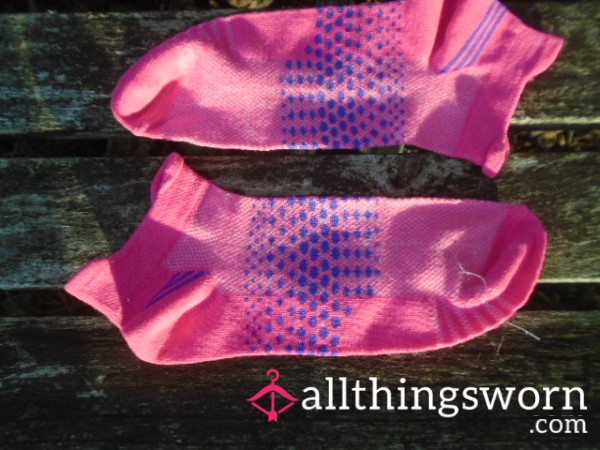 🌀🧦My Socks Can Be Your Socks😏🧦