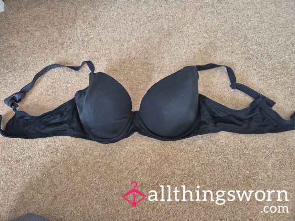 My Super Old, Overly Worn Bra😈