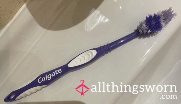 My Purple Toothbrush Used In October 💋😈 🦷