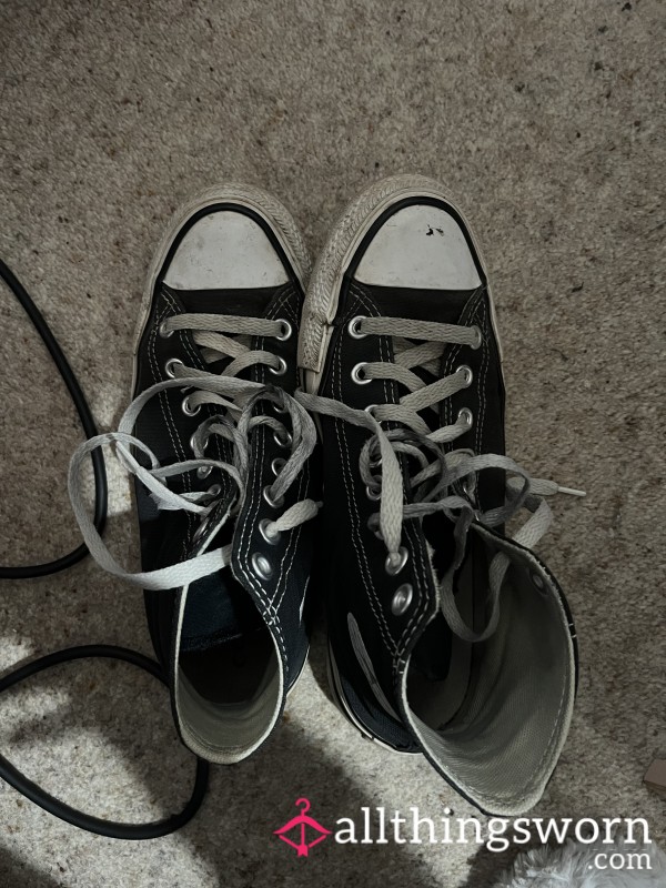 My VERY Worn Converse Shoes