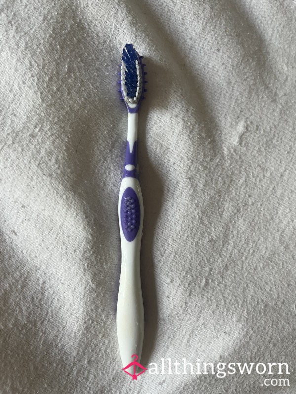 My Well-Loved Toothbrush – Straight From My Mouth 🪥