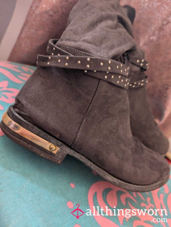 My Well-Worn Grey Knee-High Boots | Flat, Filthy & Full Of Me