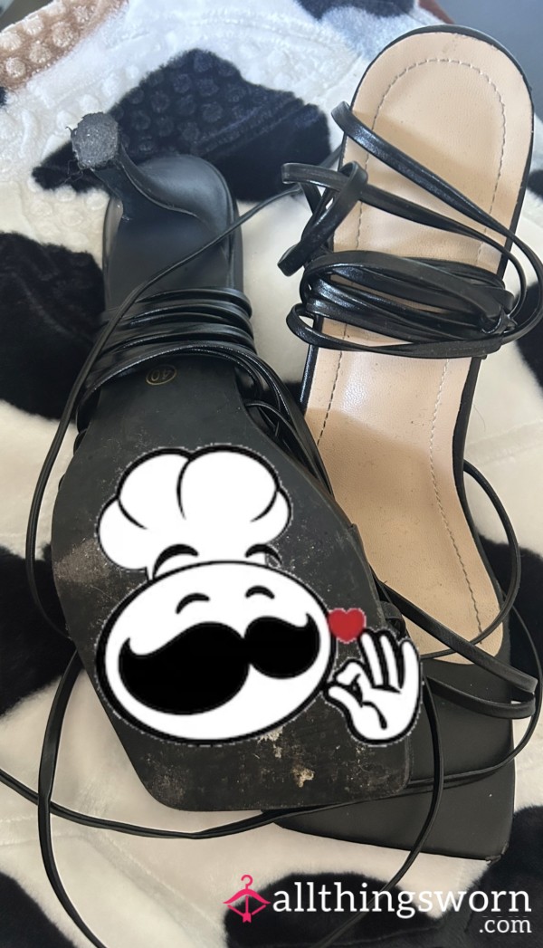 My Well Worn & Well Seasoned Black Party Heels. 👠