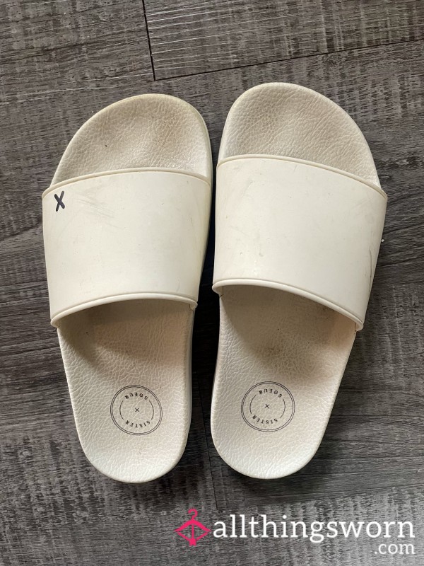 My White Slide Sandals 🤍