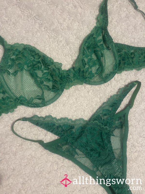 💚 My Worn Green Set 💚