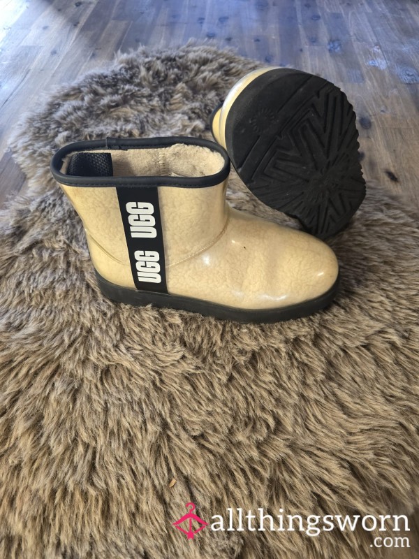 My Worn UGGs ❤️