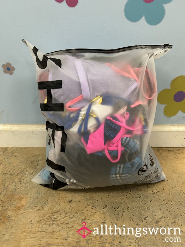 Mystery Bag (almost 30 Articles Of Clothing)
