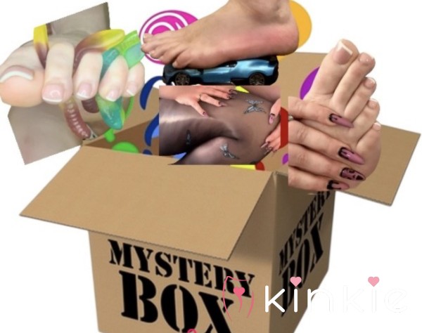 👣 Mystery Foot Fetish Box From A BBW With Big Size 11 Feet For £20 (worth £30-£40) 👣