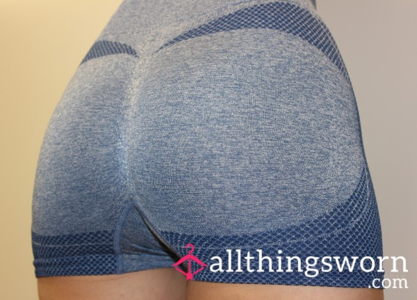N° 261 - Light Blue Gym Shorts