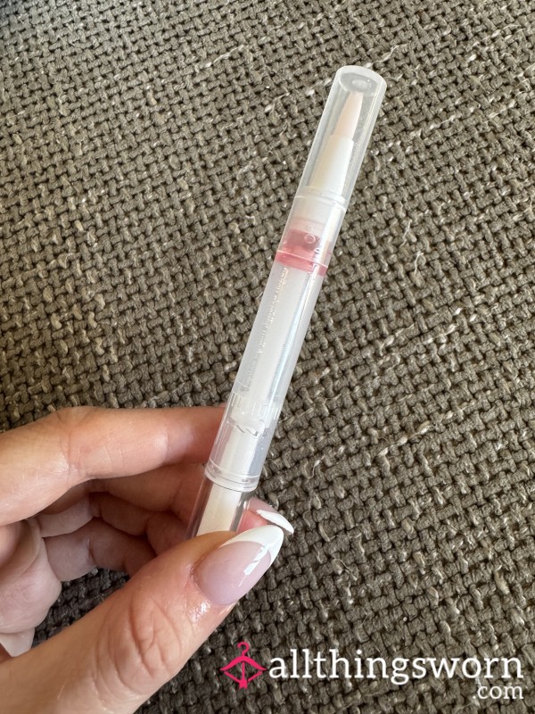 Nail Cuticle Oil Pen