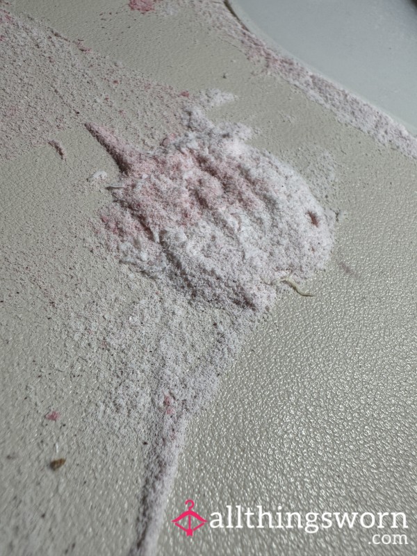 Nail Dust