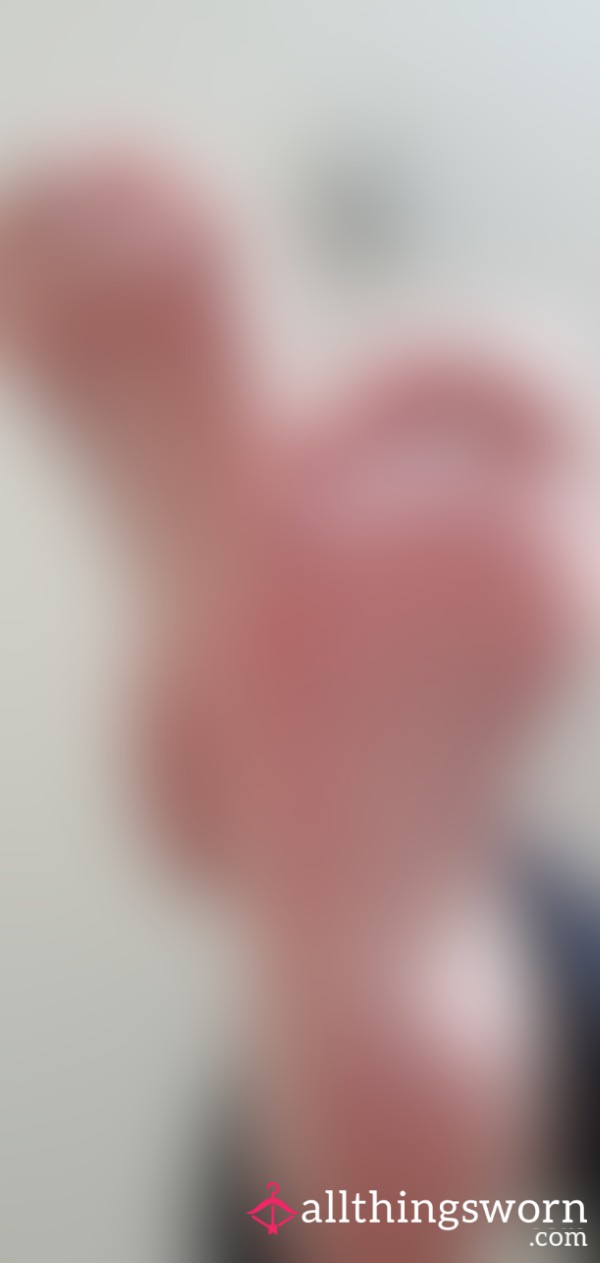 Naked Soles Take A Look