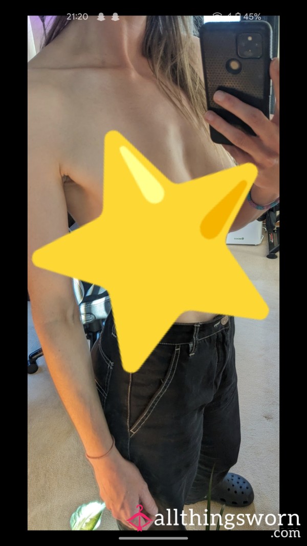 Naked Upper Body Pic