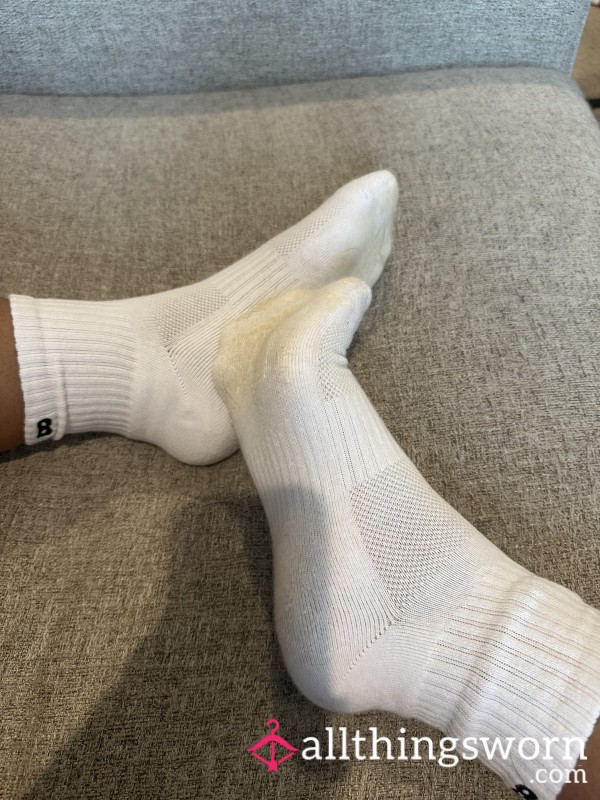 Nasty Yellow Socks