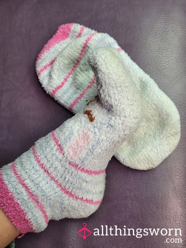 ***Natalie's Fuzzy Llama Socks***