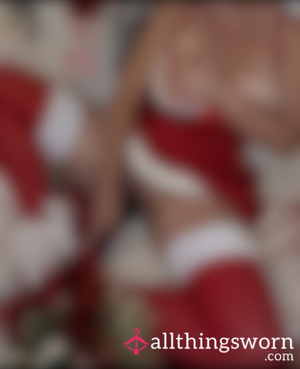 Naughty Mrs Claus Had To Finish What She Started 💦🥵