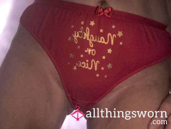 Naughty Or Nice? Honey Queen’s Festive Temptation 🍯