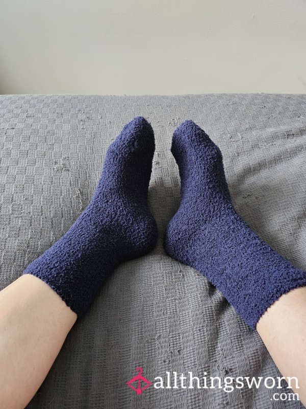 Navy Blue, Fuzzy Socks! 💙