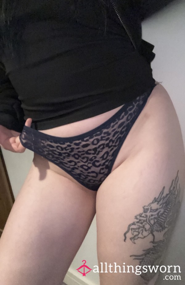 Navy Blue Leopard Print Thong💙