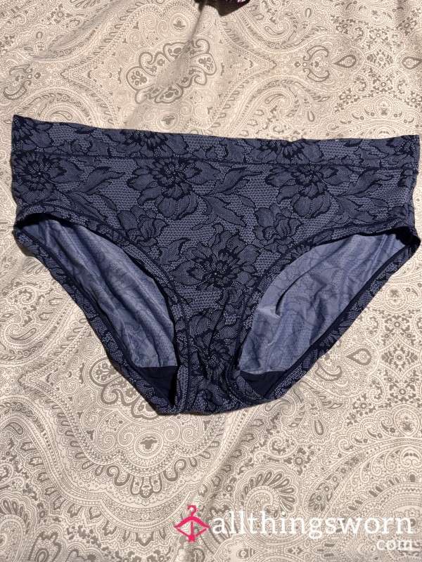 Navy Lace Print