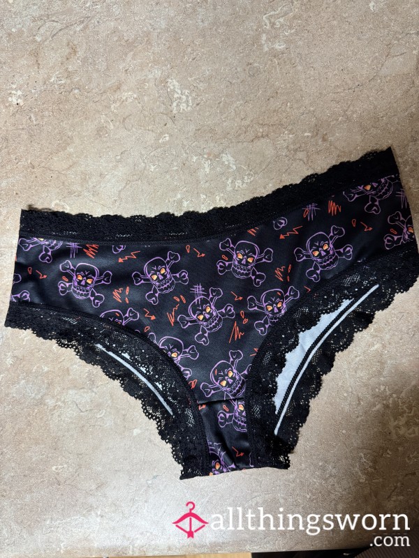💜 Neon Skull & Crossbones Lace Undies – Sp**ky Punk Edition