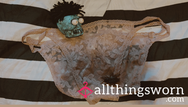 𝕾𝖎𝖓𝖓𝖊𝖗 - Never Washed Lace Panties