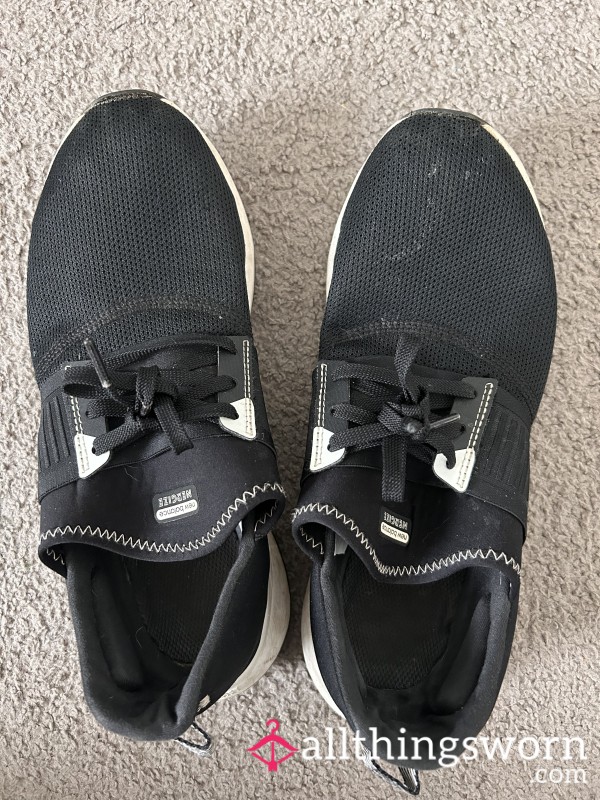 New Balance Sneakers