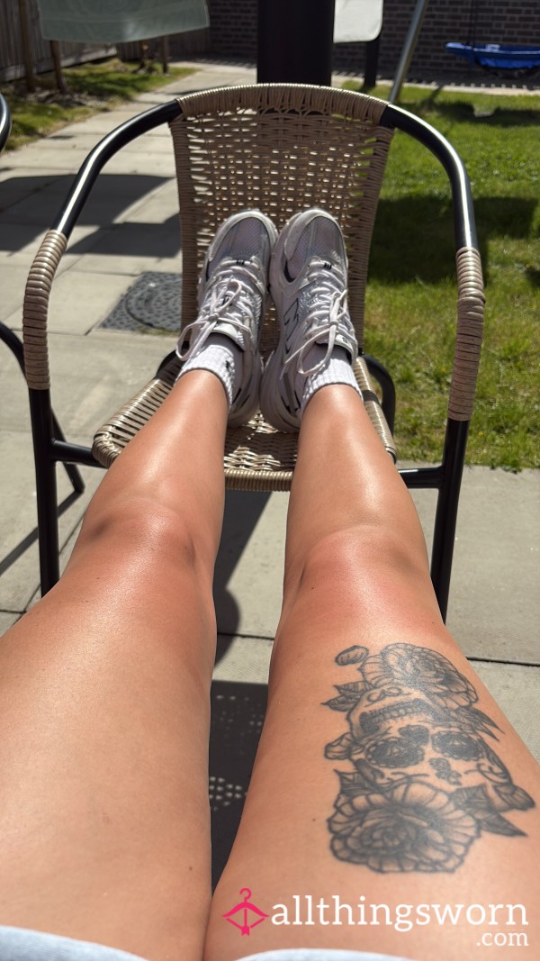 New Balance Sneakers Worn All Day In The Heat So Stinky