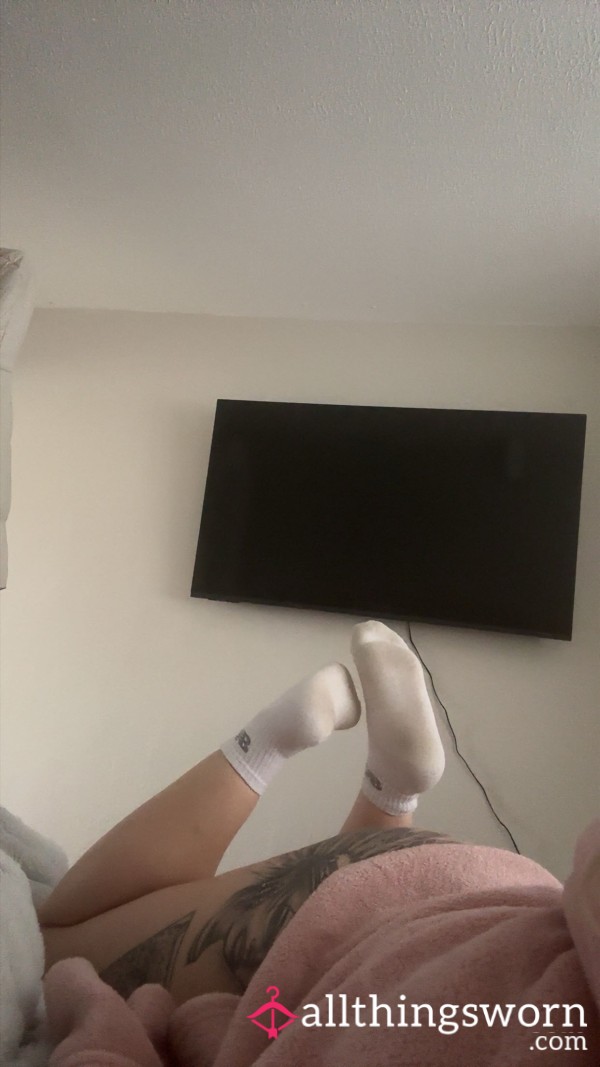 New Balance White Ankle Socks, Click Image To See Some Cheeky Cheeks😉😉