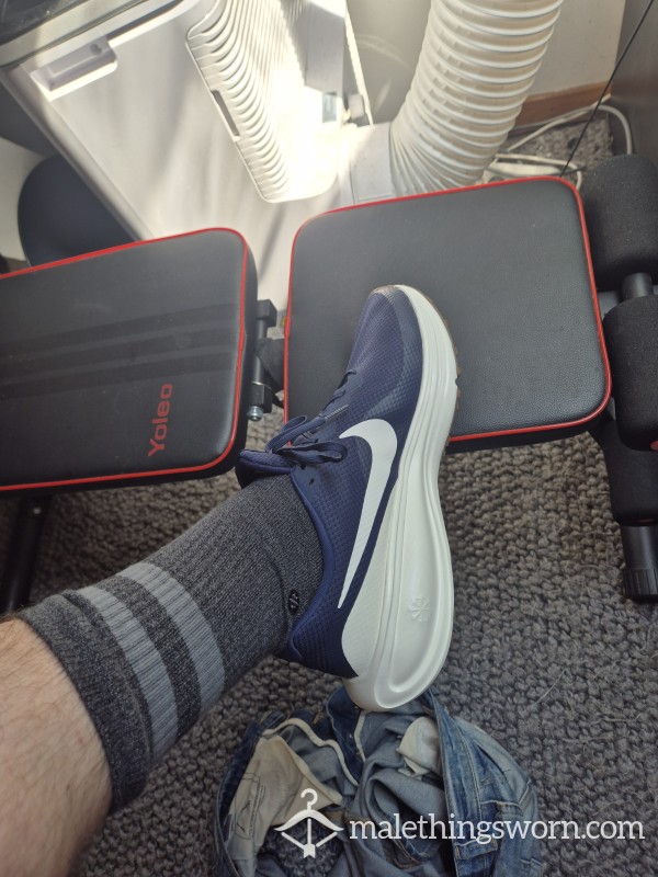 New Nike Sneakers. Shoesize 47
