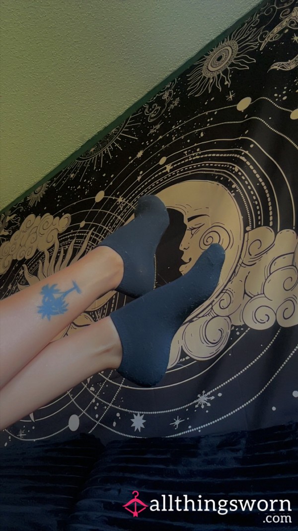 🔥 Worn Black Socks
