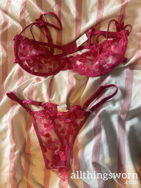 24 Worn Bra And Thong Set