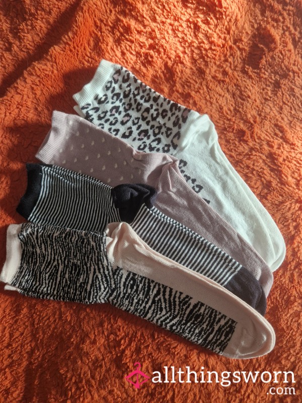 New Socks Waiting For Your Deman (per Pair Willing To Miss Match)ds