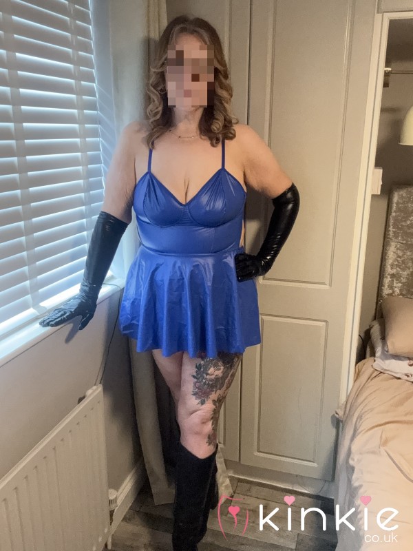 NEW VIDEO GODDESS HUMILIATES YOU AS A WORTHLESS LOSER 😈 5.06 MINS