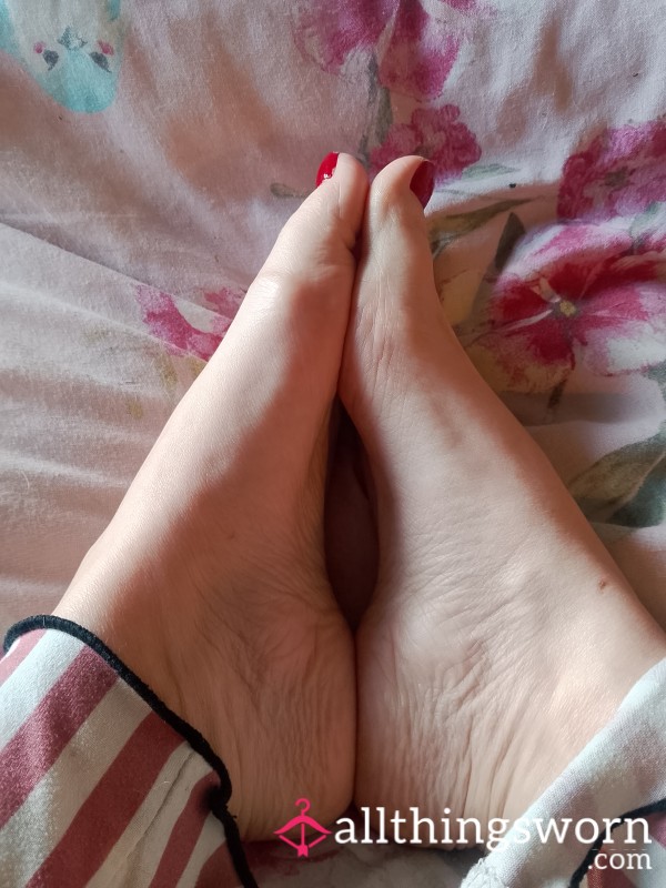 Nice New Painted Toes Come See