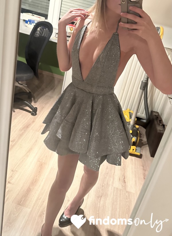 Nice Outfit And Body Pics