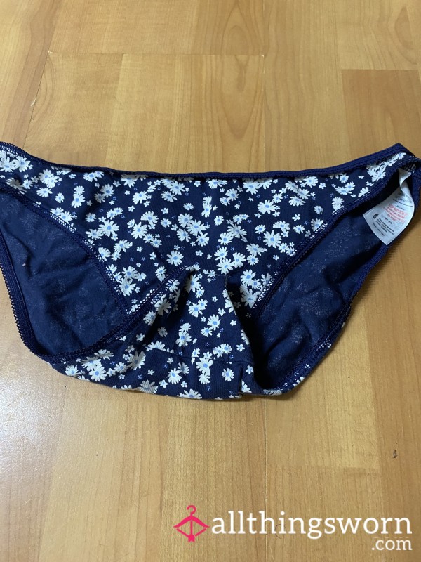 Nice Smelly Pants With My Sauce In