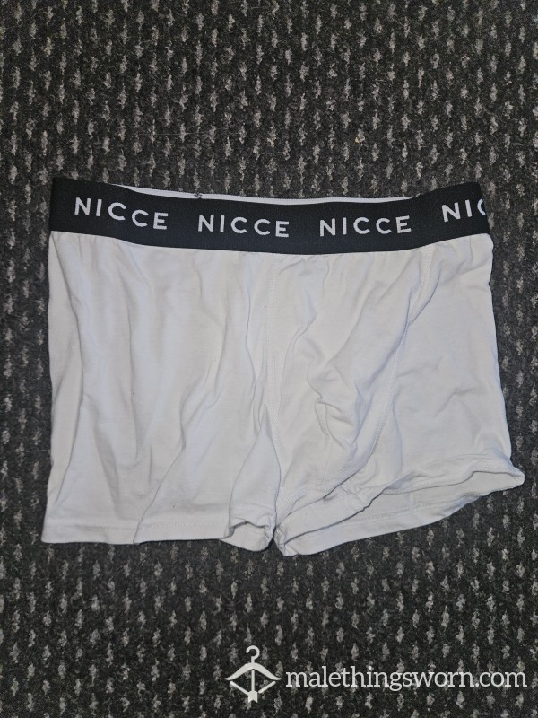 NICE WHITE BOXERS