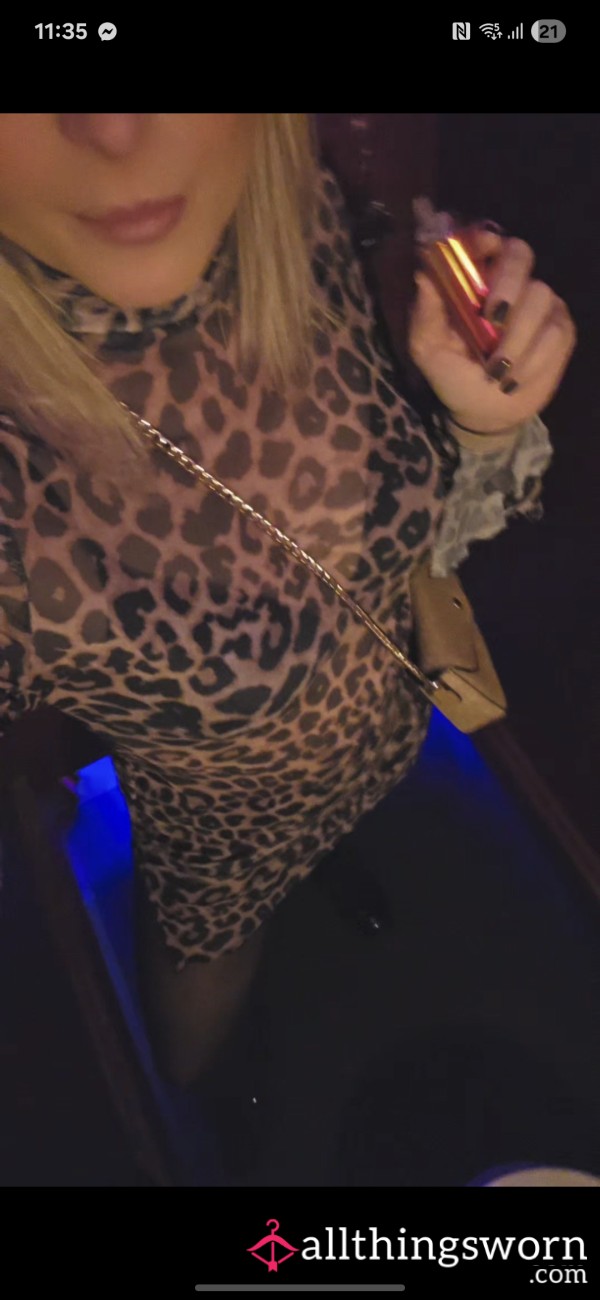 Night Club Toilet Orgasm Video 5min