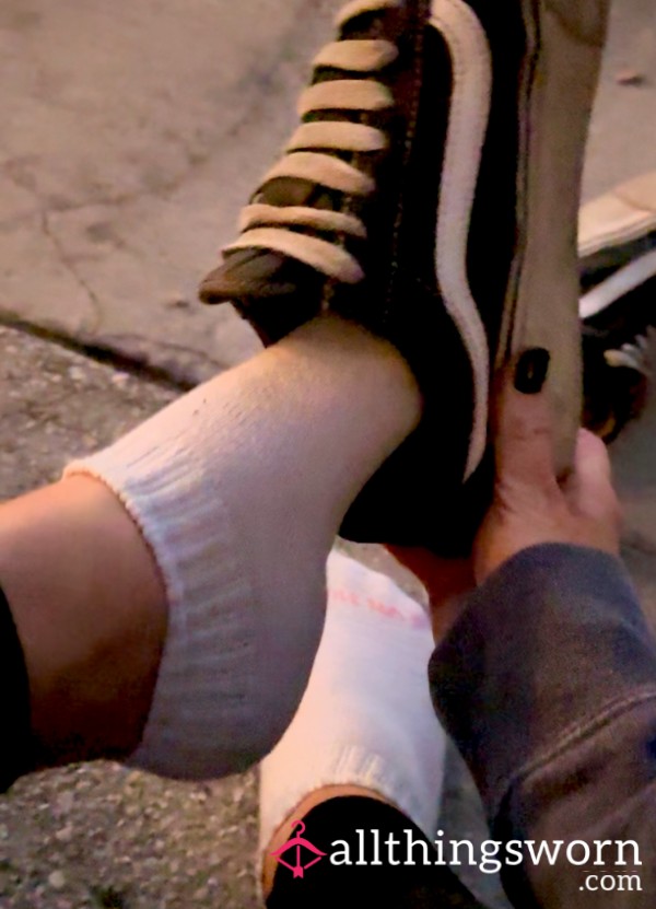 Nighttime Barefoot Walk Through The Gra**