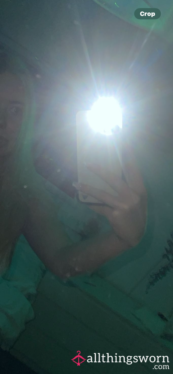 Nighttime Pyjama Mirror Pics