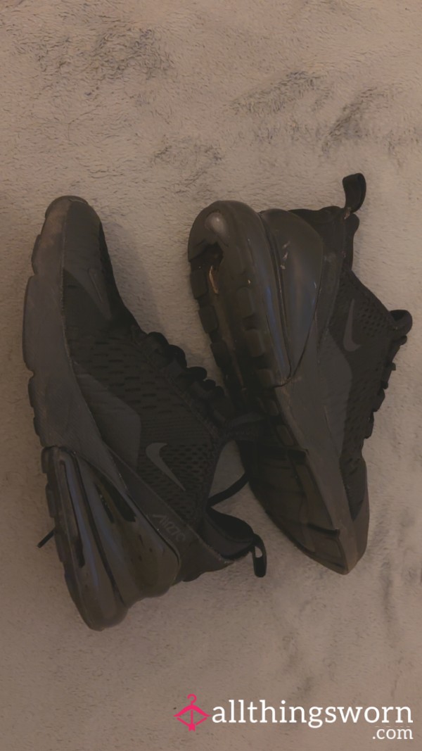 Nike 270 Black Size 3 Airmax