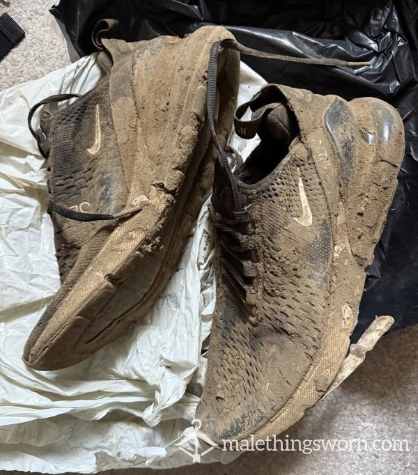 NIKE AIR 70 BLACK TRAINERS 👟 👟 💩 COMPLETELY DESTROYED MUDDY CAKED & BAKED 👃🏼 🤪