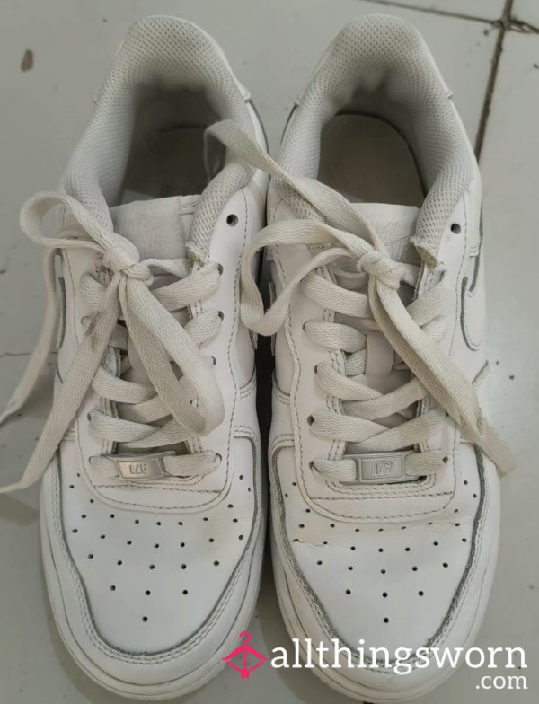 Nike Air Force 1 Air Force One Pure White Board Shoes, 38.5, Condition As Shown In The Picture, Worn For Several Months, With Normal Wear On The Sole, Traces Of Wear On The Upper, And Areas O