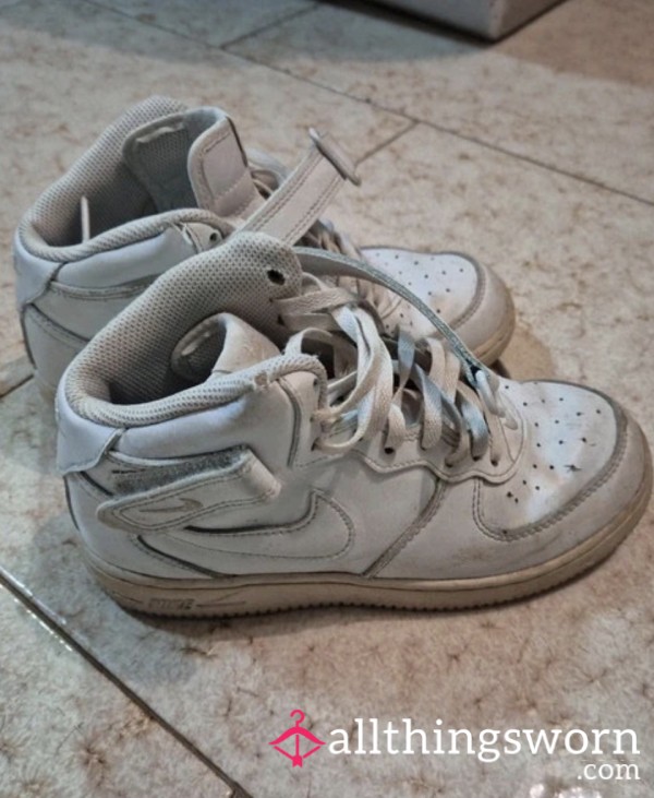 Nike Air Force High SHOES CLEANERS  C’mere 😈