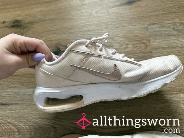 Nike Air Max 270’s