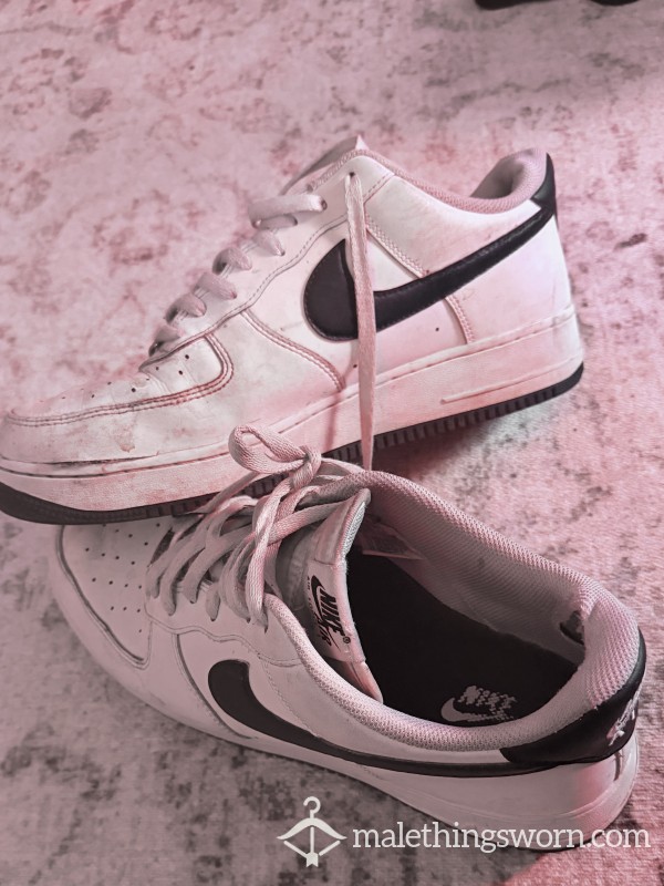 Nike Airforce One Worm