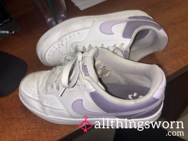 Nike Airs Size 8 Women